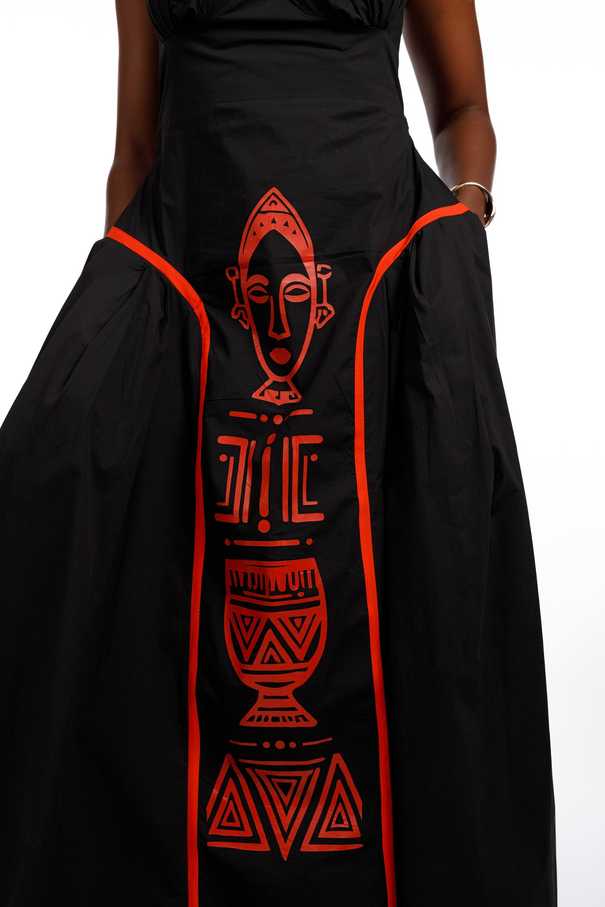 Farrko Afro Dress in Black