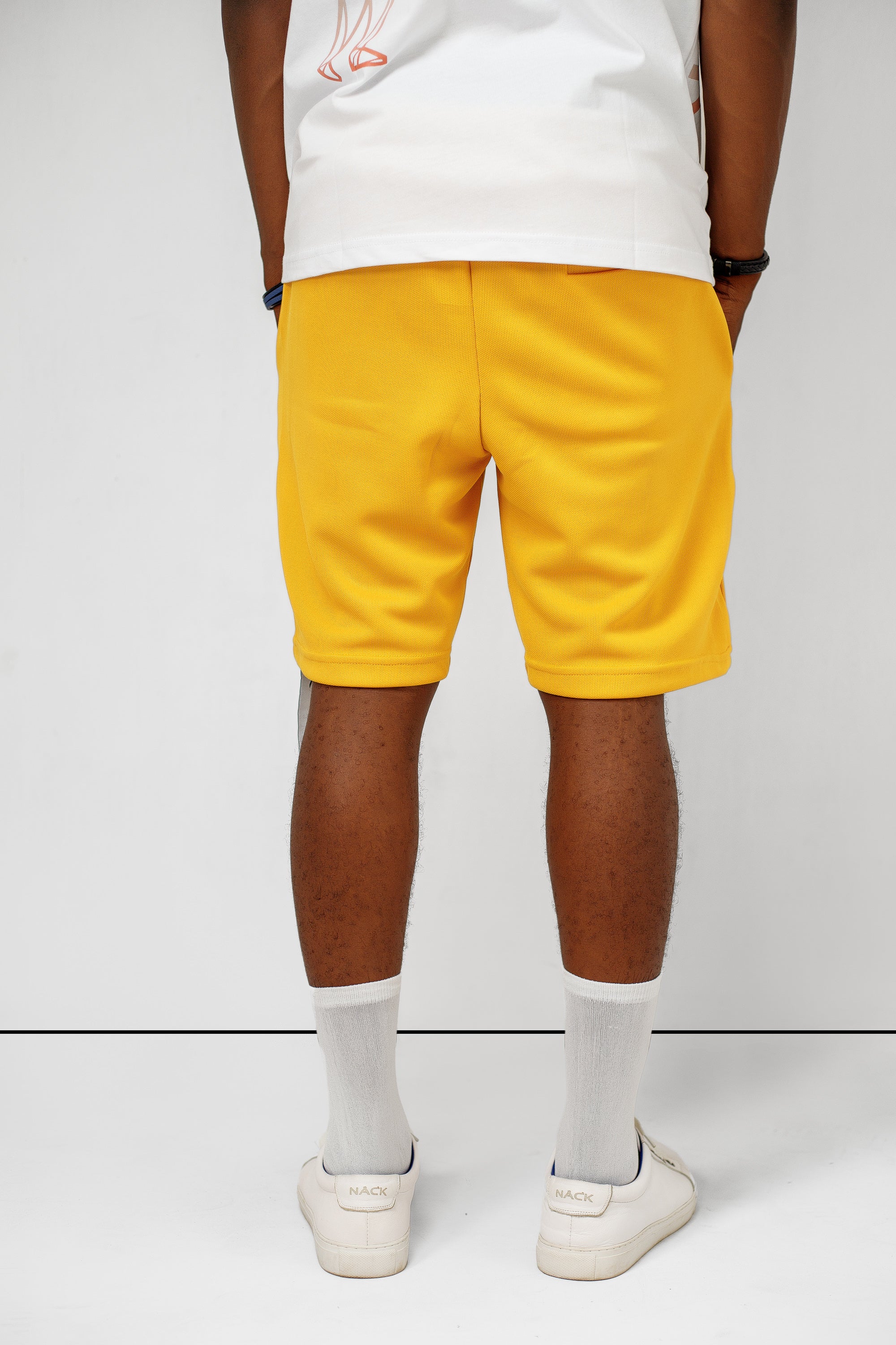 Jogger Shorts in Yellow