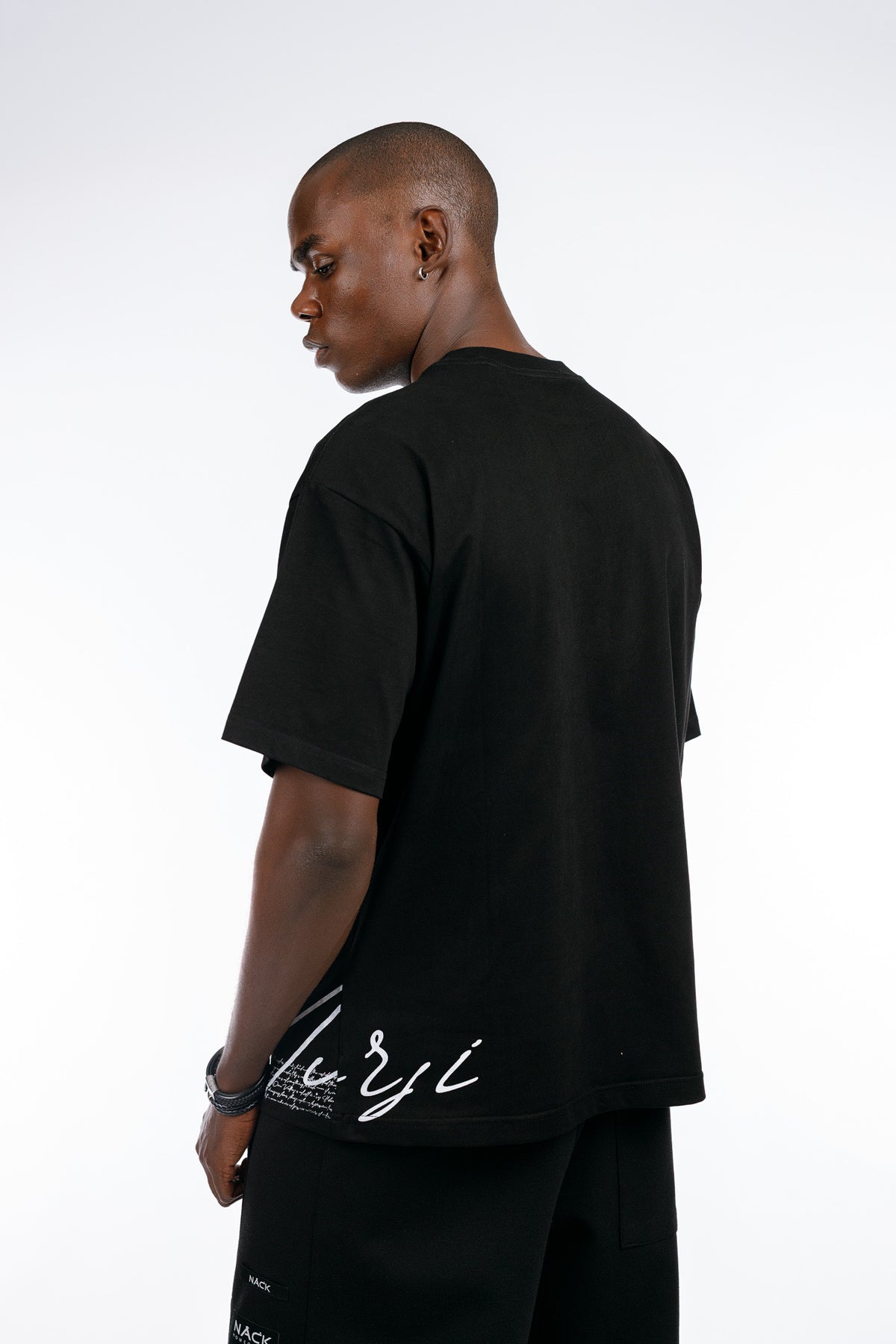 Mursi Tee in Black