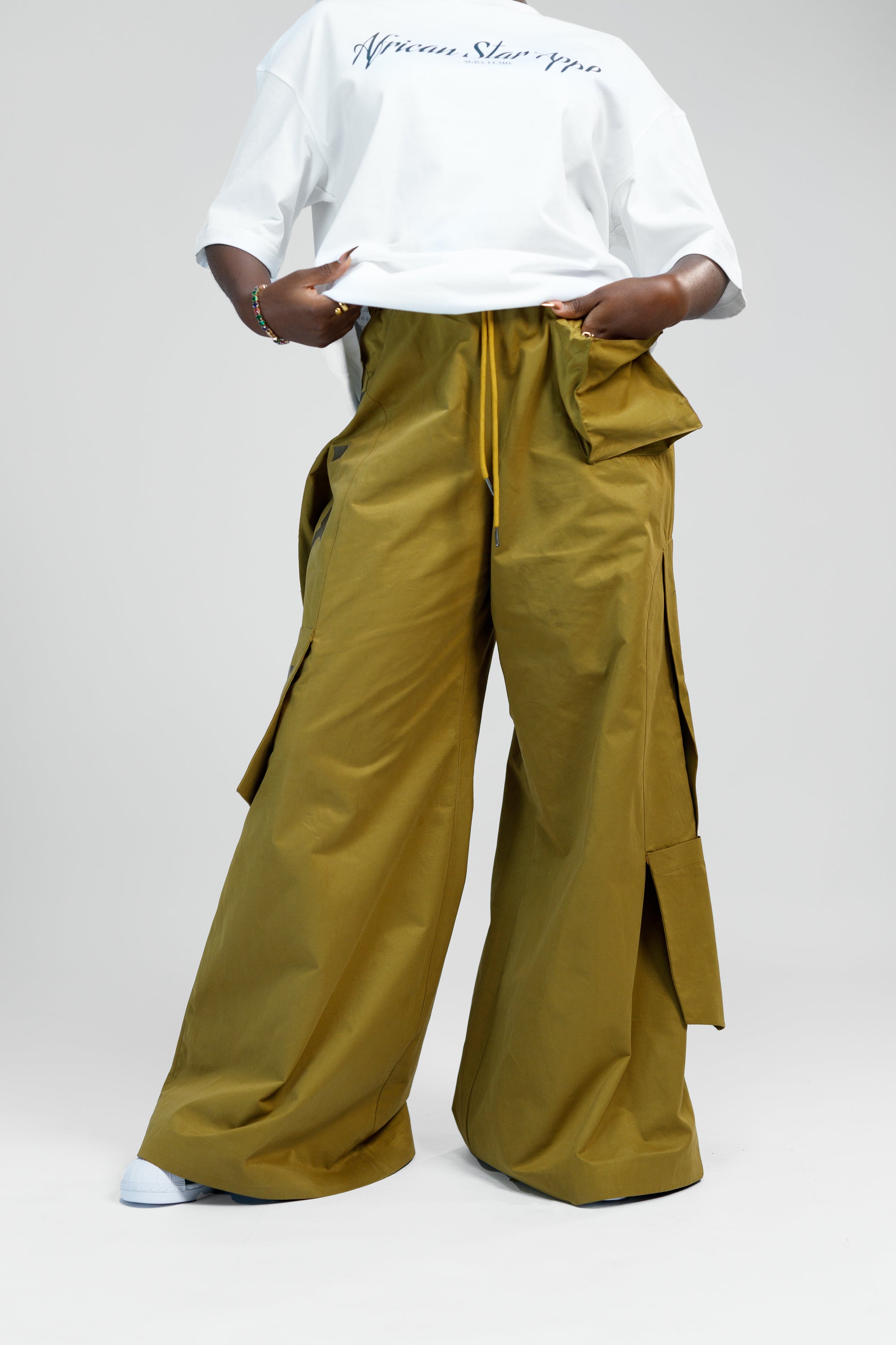 Bell Pant in Gold