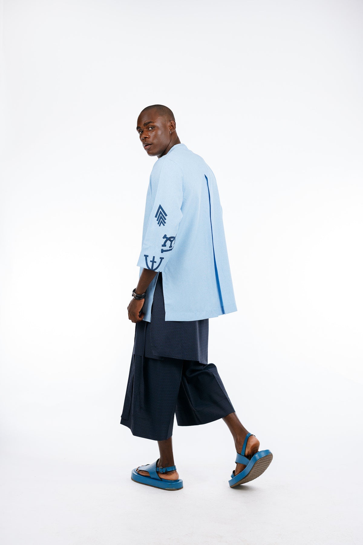 Adigun 3quarter Pant In Navy Blue