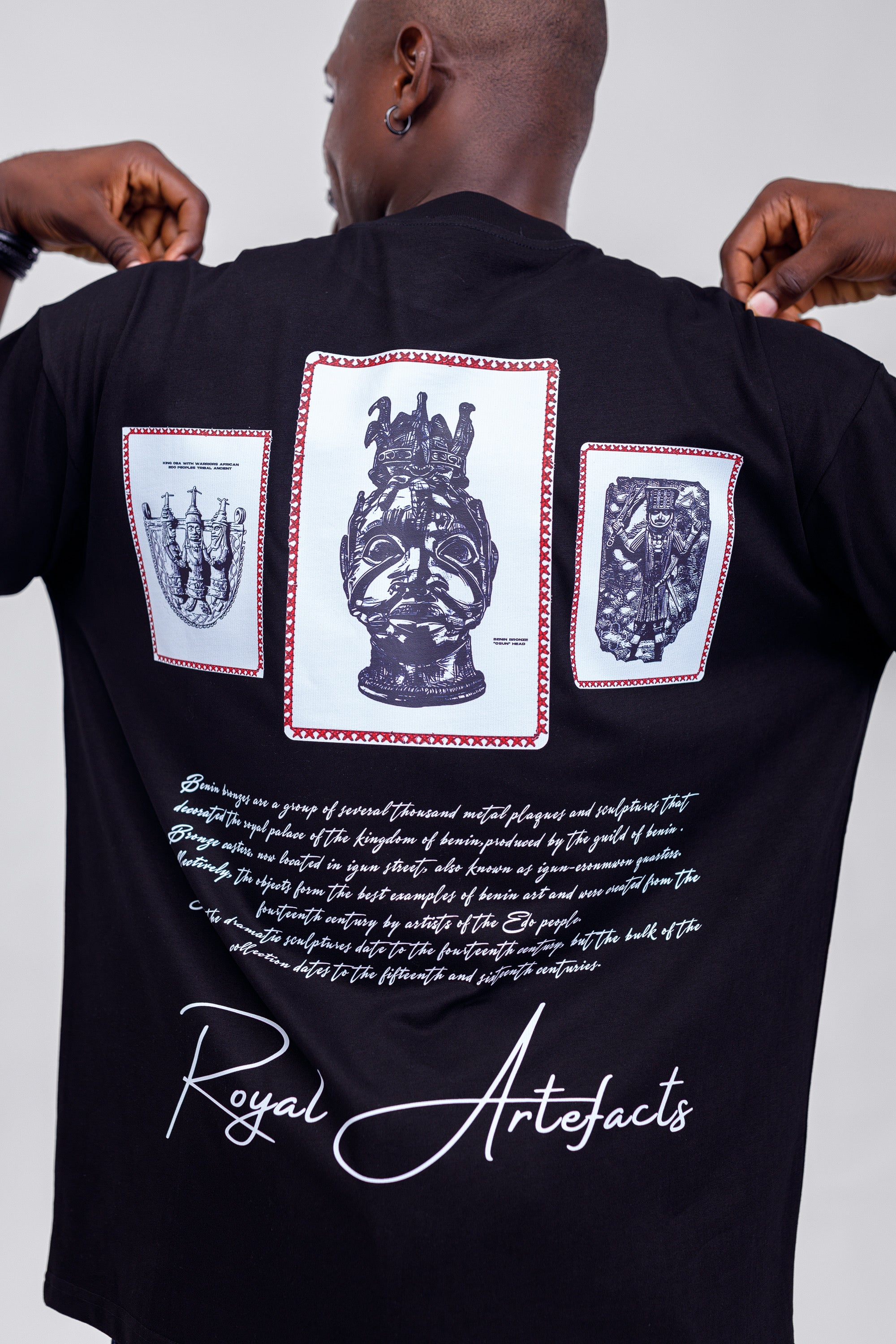 Royal Artefacts Tee in Black