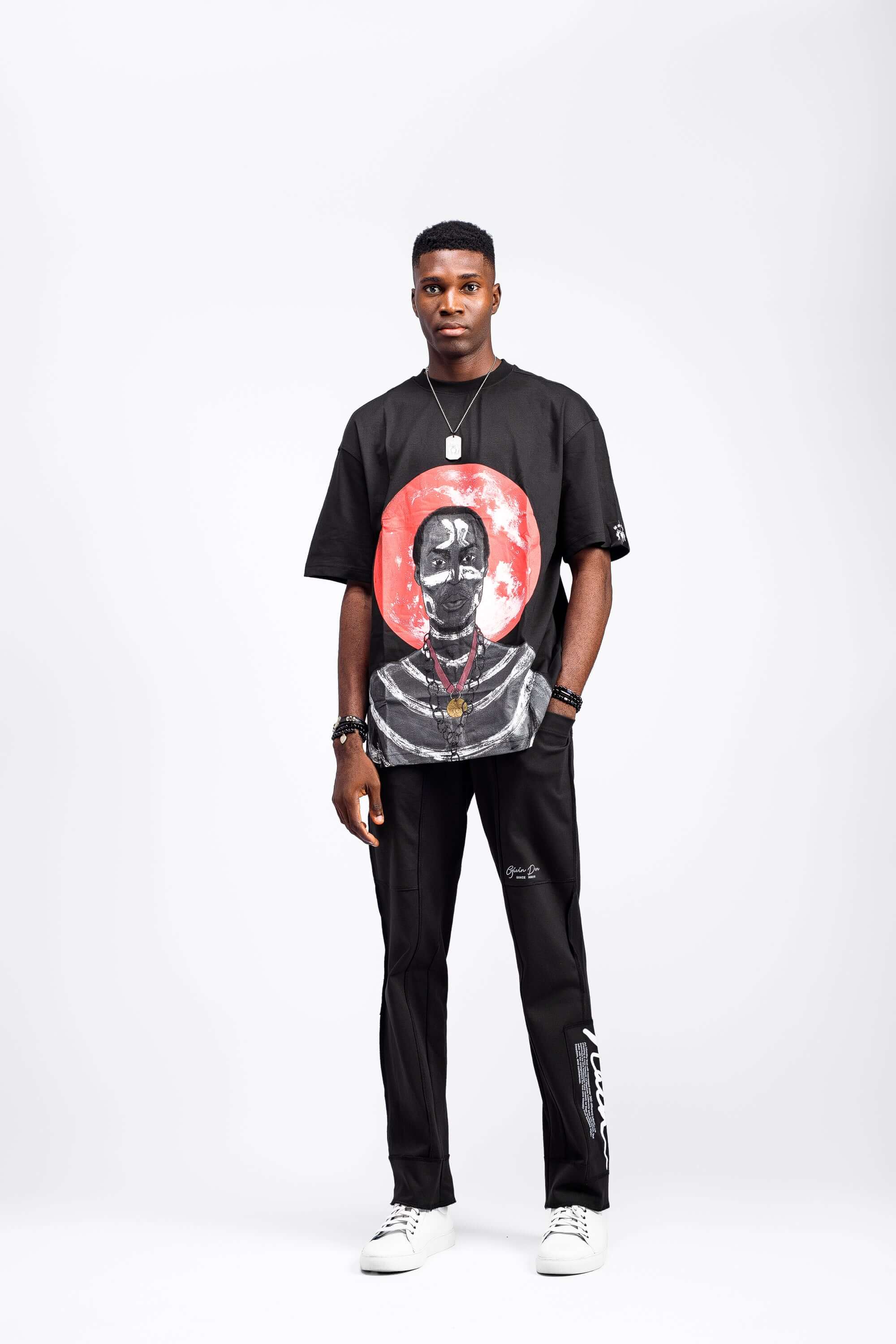 Fela Tee in Black - Shirts & Tops