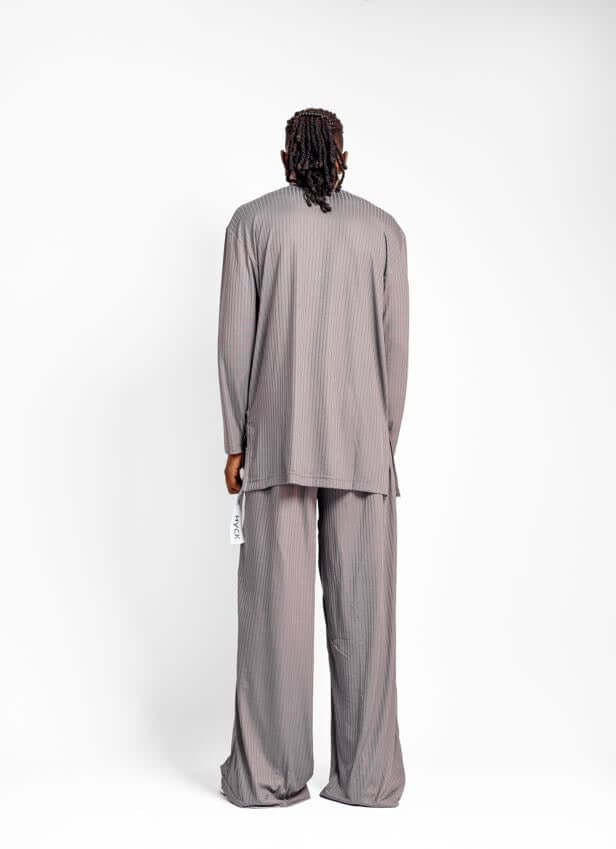 Zen 2pcs in Grey - Clothing